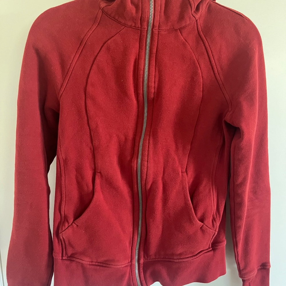 Lululemon scuba hoodie in dark red/burgundy size 6